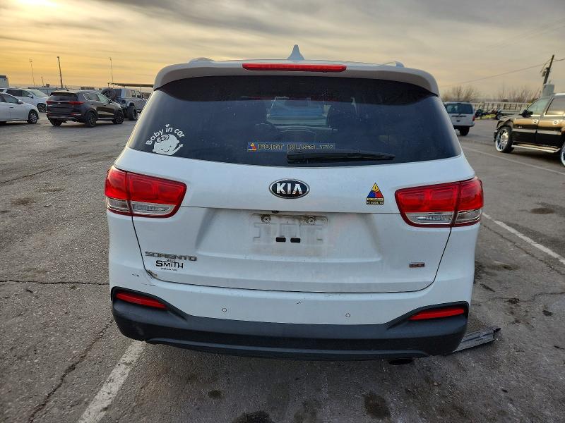 Photo 6 from auction – 2016 KIA SORENTO LX with VIN 5XYPGDA30GG166288