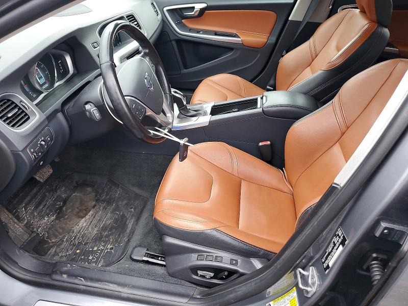 Photo 7 from auction – 2016 VOLVO S60 PREMIE with VIN LYV402FK1GB099172