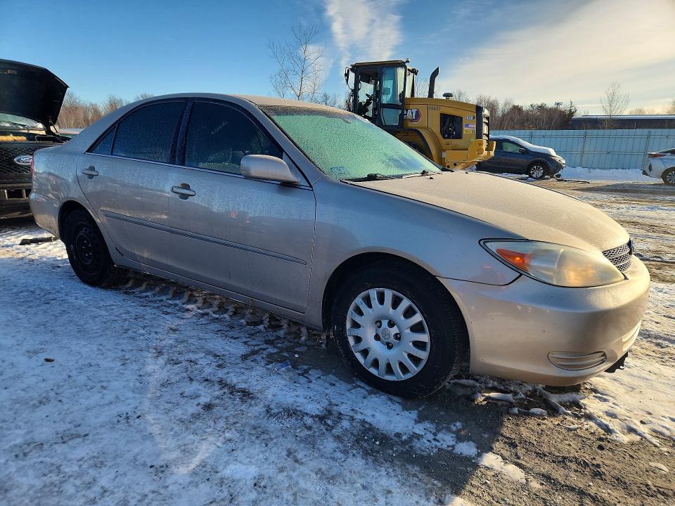 Photo 4 from auction – 2002 TOYOTA CAMRY LE with VIN 4T1BE30K92U065417