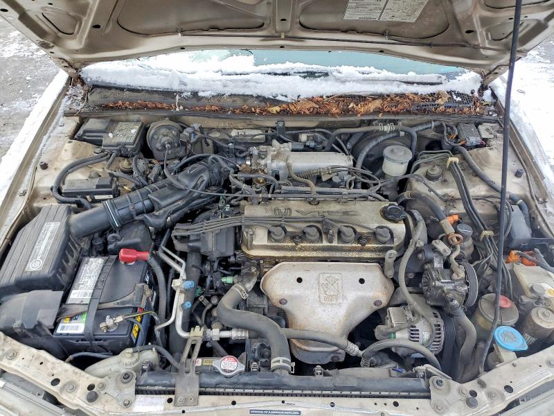Photo 11 from auction – 1995 HONDA ACCORD EX with VIN 1HGCE1894SA002095