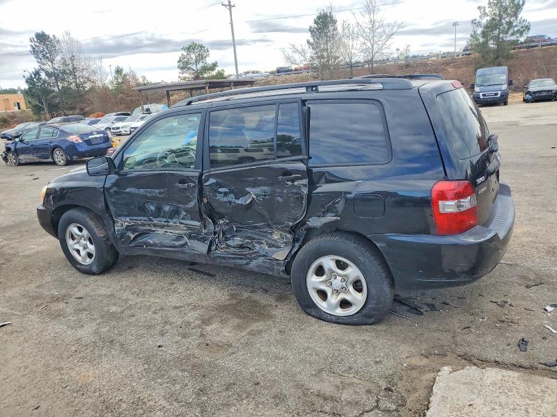 Photo 2 from auction – 2004 TOYOTA HIGHLANDER with VIN JTEGD21A940086609