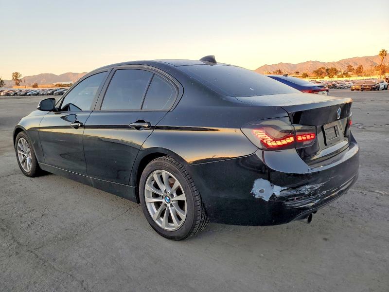 Photo 2 from auction – 2017 BMW 320 with VIN WBA8E1G32HNU15925