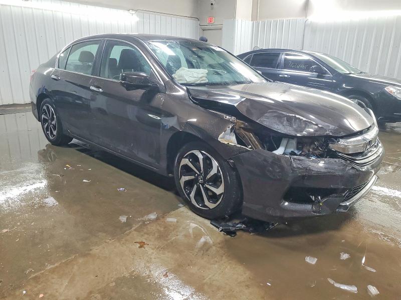 Photo 4 from auction – 2016 HONDA ACCORD EXL with VIN 1HGCR2F80GA202466