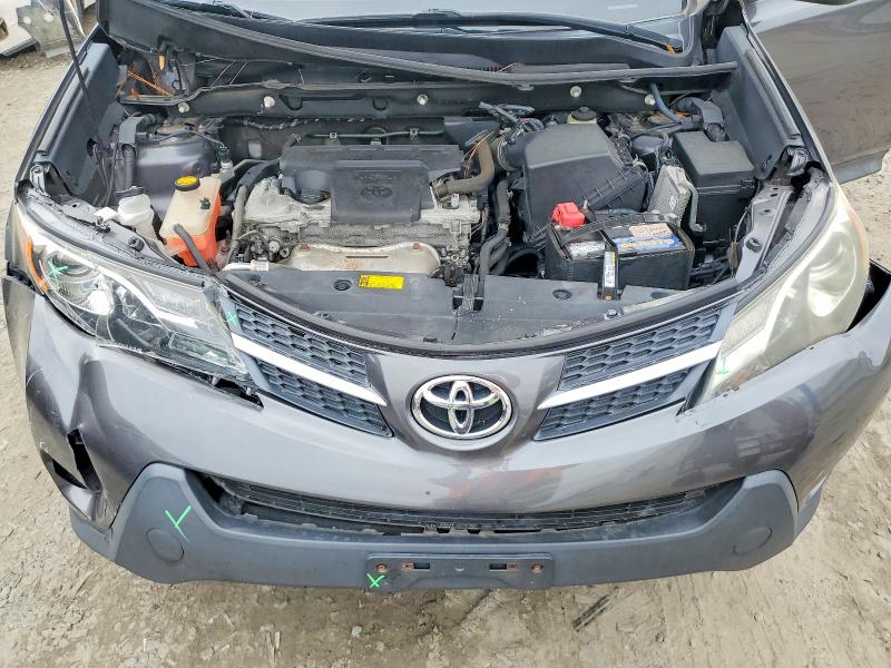 Photo 12 from auction – 2014 TOYOTA RAV4 XLE with VIN 2T3RFREV9EW172464