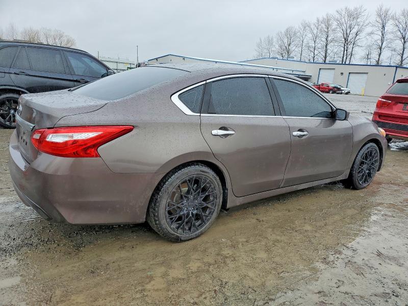 Photo 3 from auction – 2017 NISSAN ALTIMA 2.5 with VIN 1N4AL3AP2HN316531