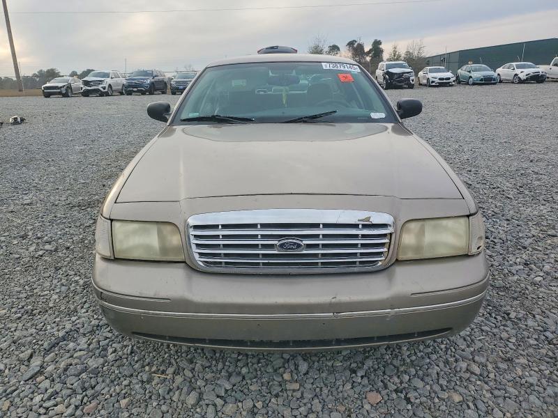 Photo 5 from auction – 2004 FORD CROWN VICT with VIN 2FAFP74W74X115933