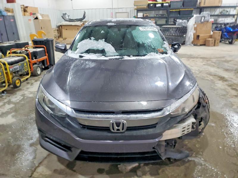 Photo 5 from auction – 2017 HONDA CIVIC with VIN 19XFC2F74HE008364