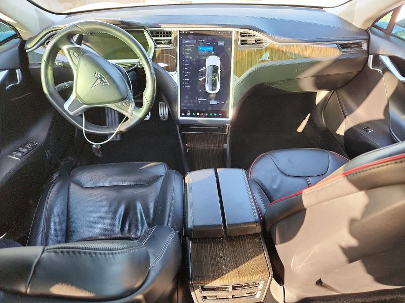 Photo 8 from auction – 2013 TESLA MODEL S with VIN 5YJSA1DP6DFP05346