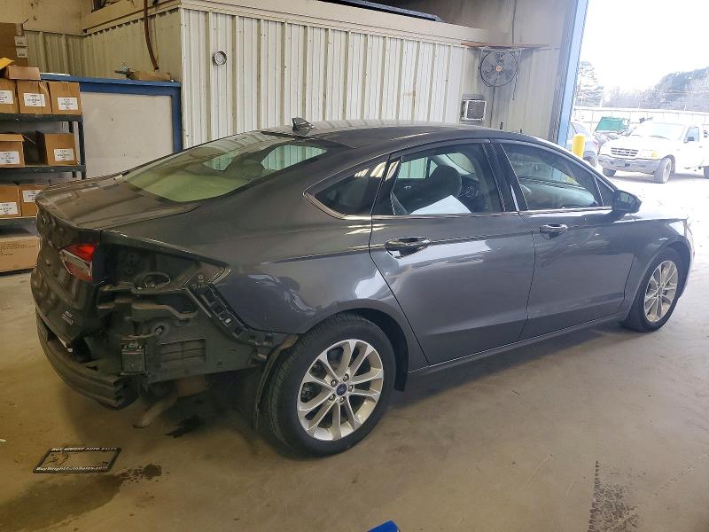 Photo 3 from auction – 2020 FORD FUSION SE with VIN 3FA6P0LU6LR238837