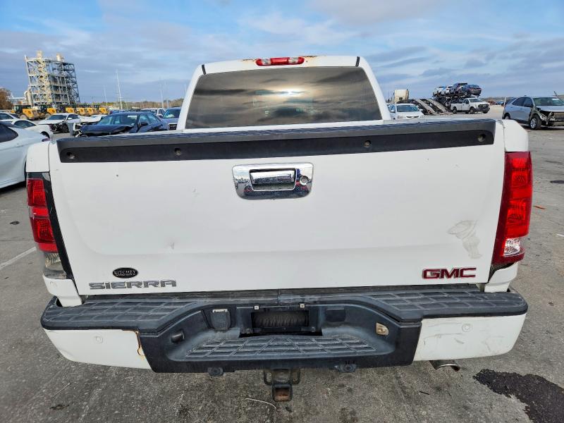 Photo 6 from auction – 2008 GMC NEW SIERRA with VIN 2GTEC638081181411