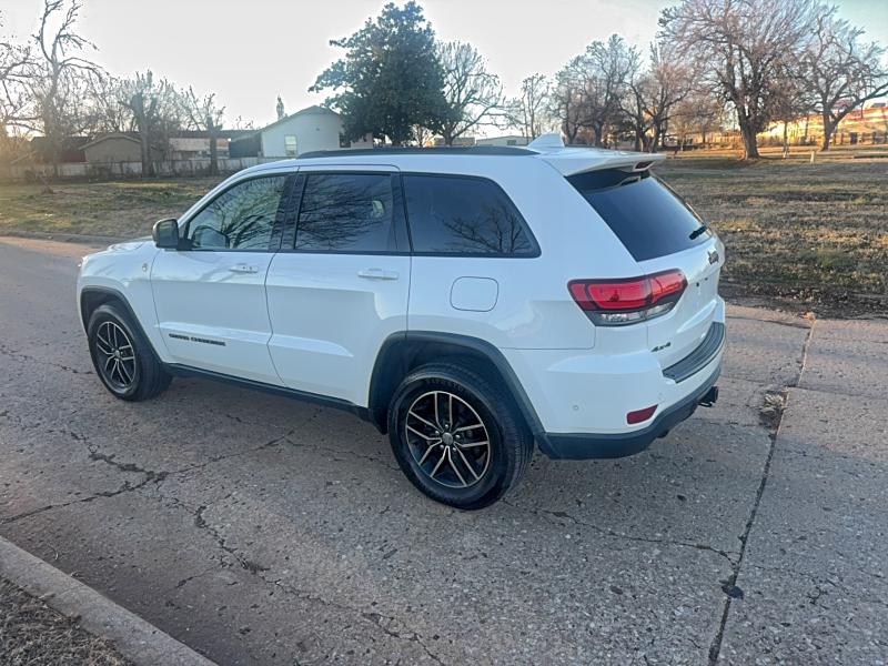 Photo 3 from auction – 2018 JEEP GRAND CHER with VIN 1C4RJFLT6JC423940
