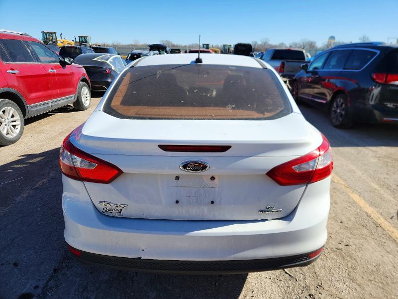 Photo 6 from auction – 2014 FORD FOCUS SE with VIN 1FADP3F2XEL209247