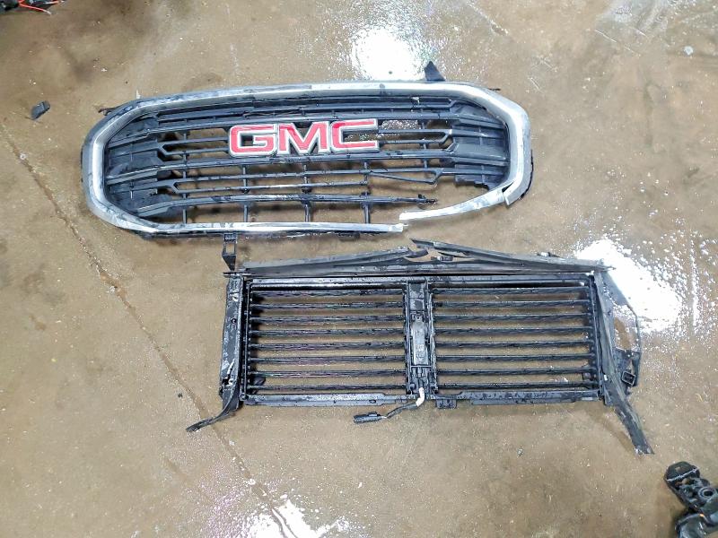Photo 12 from auction – 2018 GMC TERRAIN SL with VIN 3GKALMEV1JL371328
