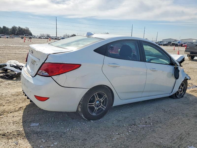 Photo 3 from auction – 2017 HYUNDAI ACCENT with VIN KMHCT4AE4HU201227