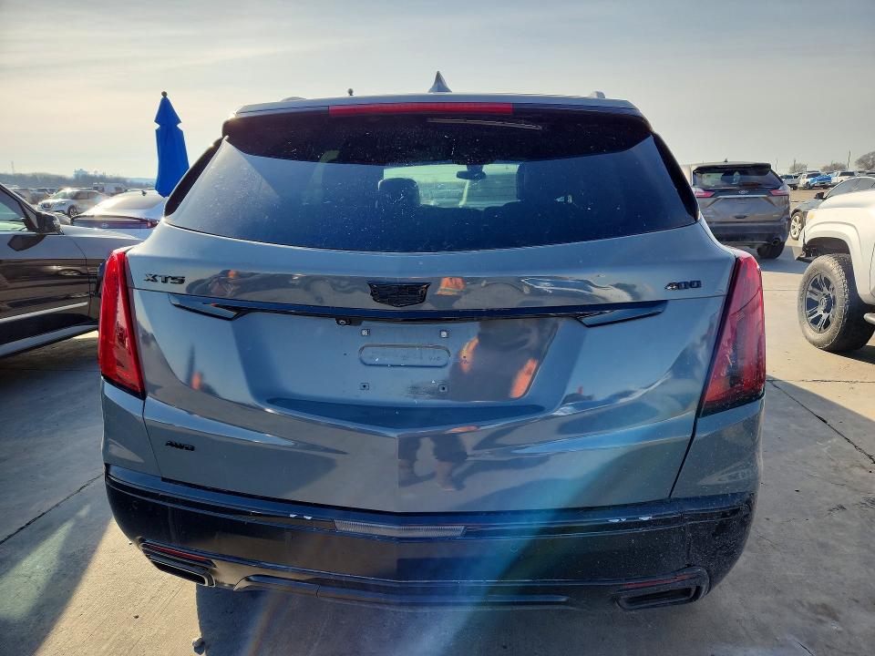 Photo 6 from auction – 2020 CADILLAC XT5 with VIN 1GYKNDRS8LZ184572
