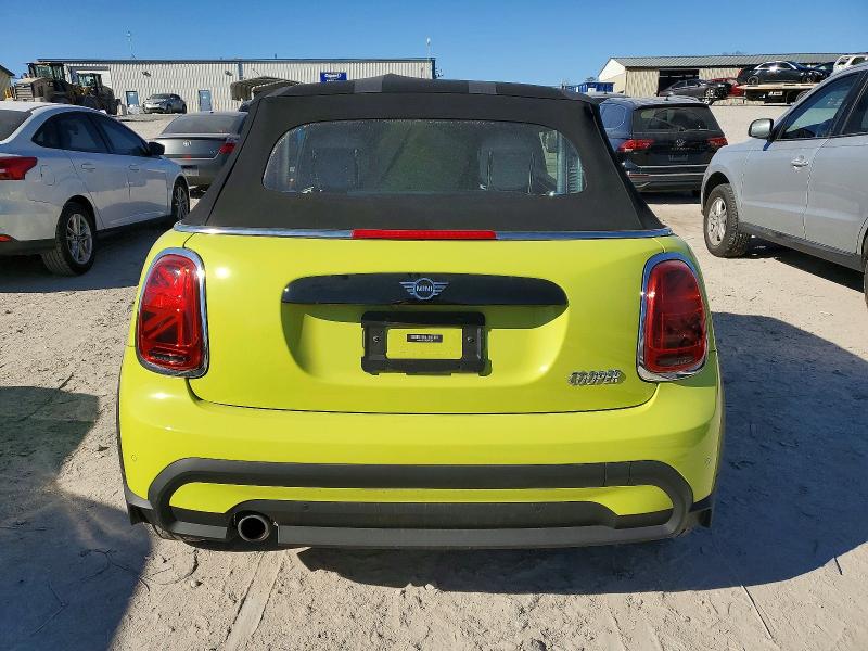Photo 6 from auction – 2022 MINI COOPER with VIN WMW23DL01N3N43301