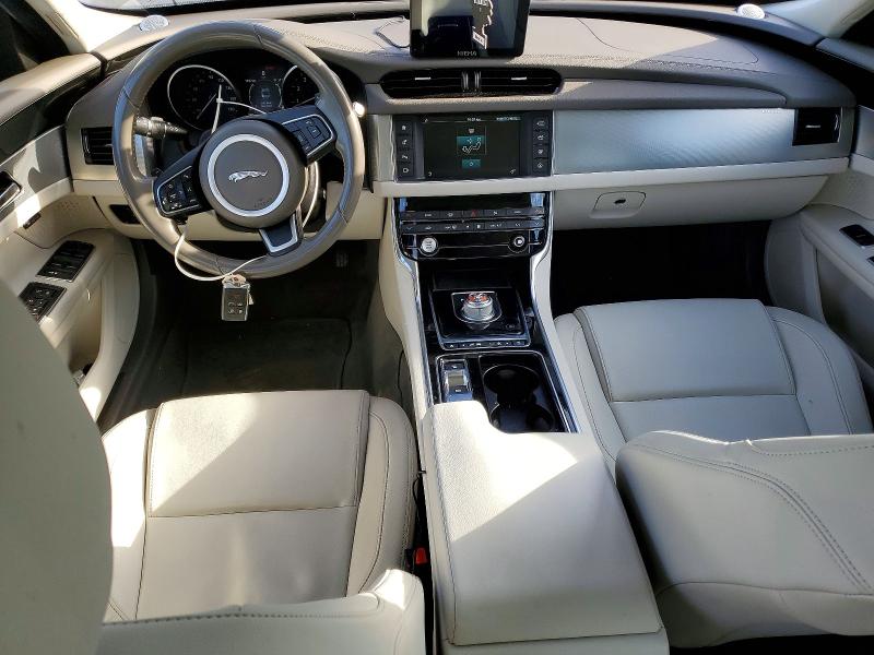 Photo 8 from auction – 2016 JAGUAR XF with VIN SAJBD4BV0GCY20750