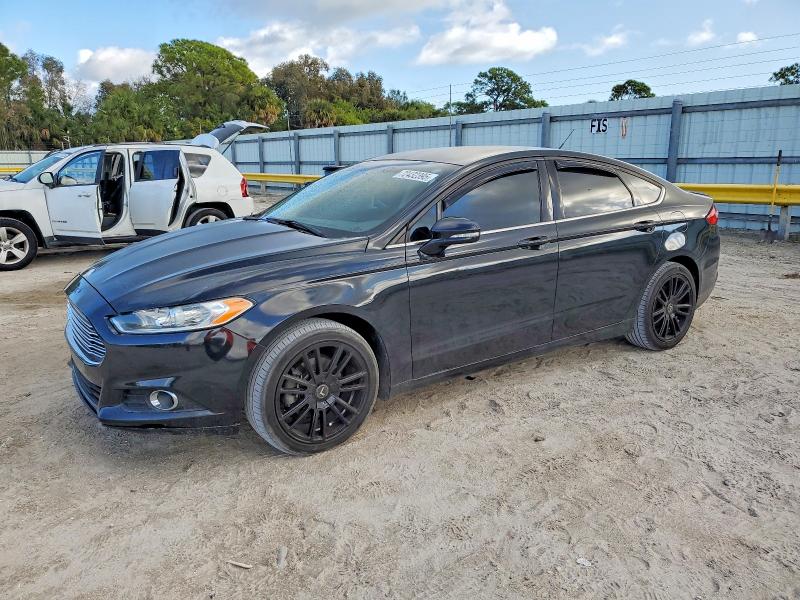 FORD FUSION SE 2015 with VIN 3FA6P0H92FR101998 - Photo from auction