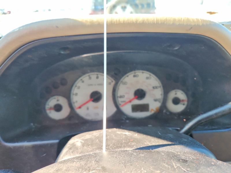 Photo 9 from auction – 2004 FORD ESCAPE XLS with VIN 1FMYU02184DA22593
