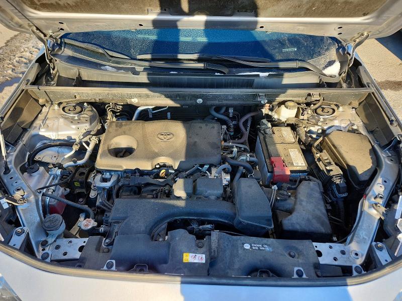 Photo 12 from auction – 2023 TOYOTA RAV4 with VIN 2T3F1RFV2PC351899