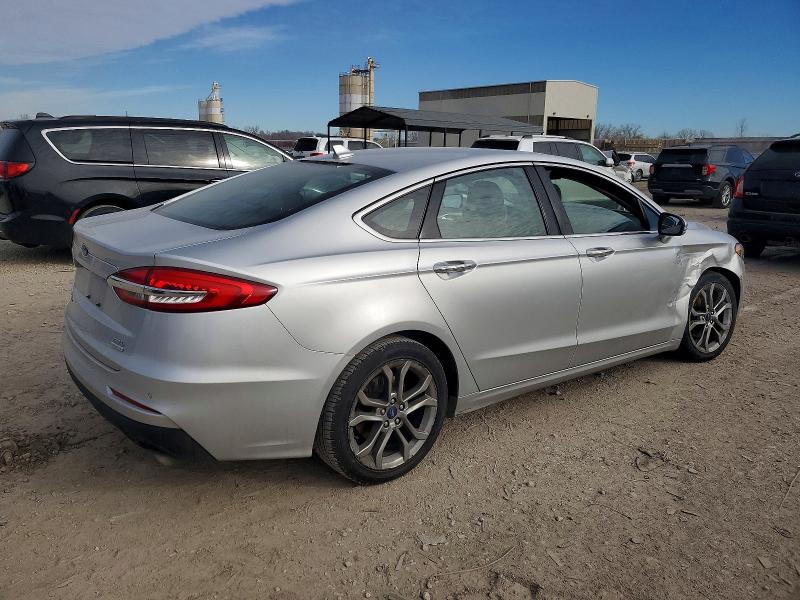 Photo 3 from auction – 2019 FORD FUSION SEL with VIN 3FA6P0CD4KR260978