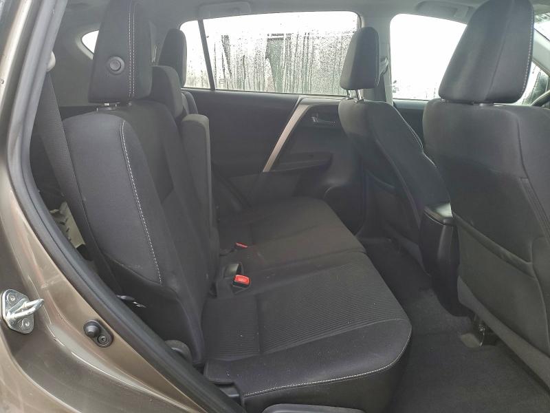 Photo 11 from auction – 2015 TOYOTA RAV4 XLE with VIN 2T3RFREV2FW248866