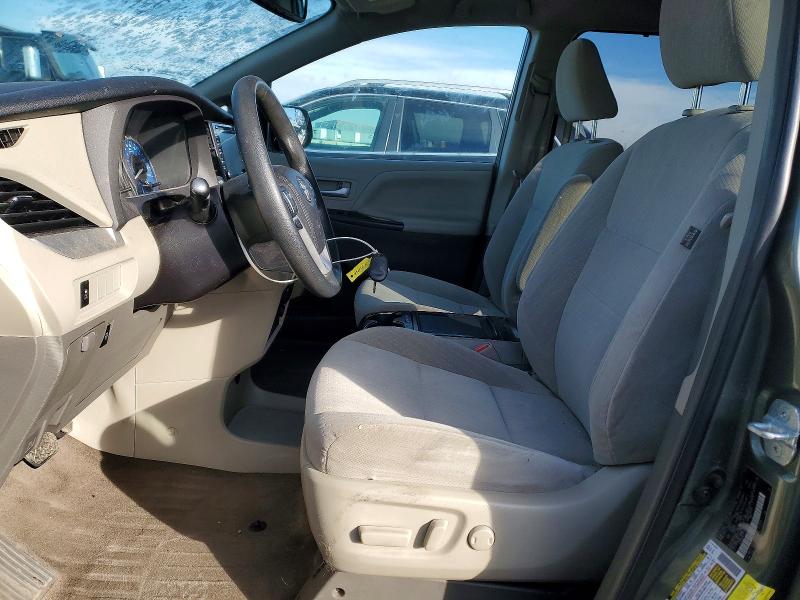 Photo 7 from auction – 2018 TOYOTA SIENNA LE with VIN 5TDKZ3DC7JS900915