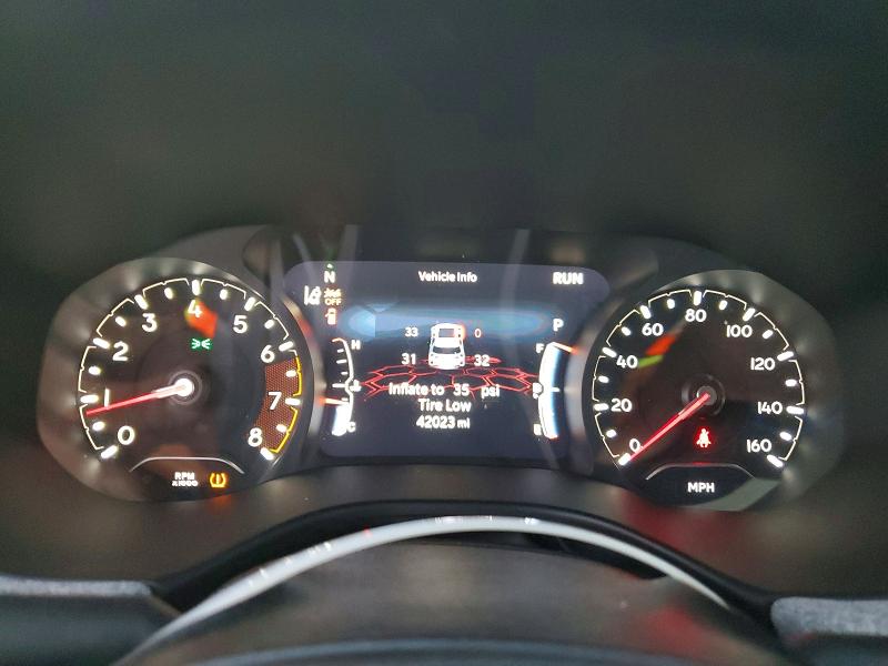 Photo 9 from auction – 2023 JEEP COMPASS LA with VIN 3C4NJDFN8PT573268