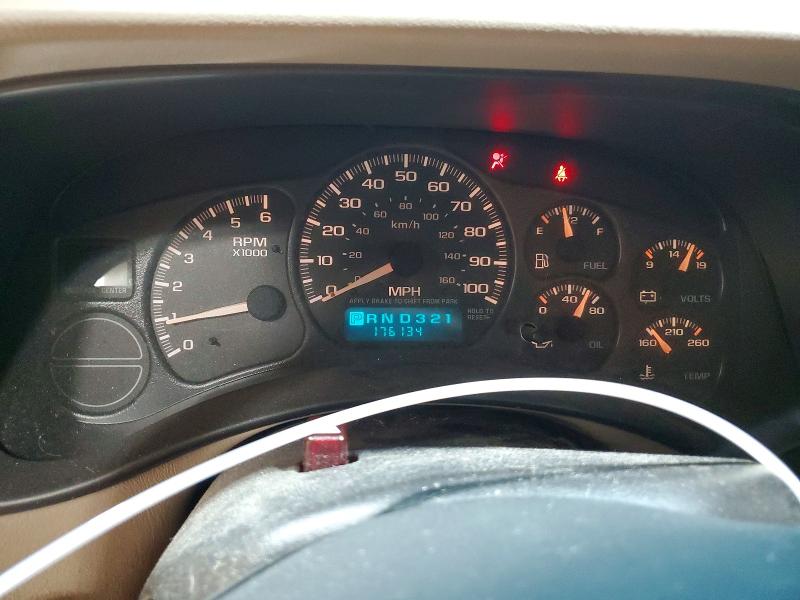 Photo 9 from auction – 2002 CHEVROLET SILVERADO with VIN 2GCEC19T421175844