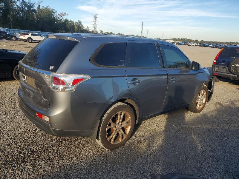 Photo 3 from auction – 2014 MITSUBISHI OUTLANDER with VIN JA4AD3A34EZ010708