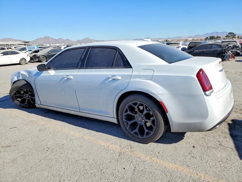 Photo 2 from auction – 2019 CHRYSLER 300 with VIN 2C3CCABG3KH708086