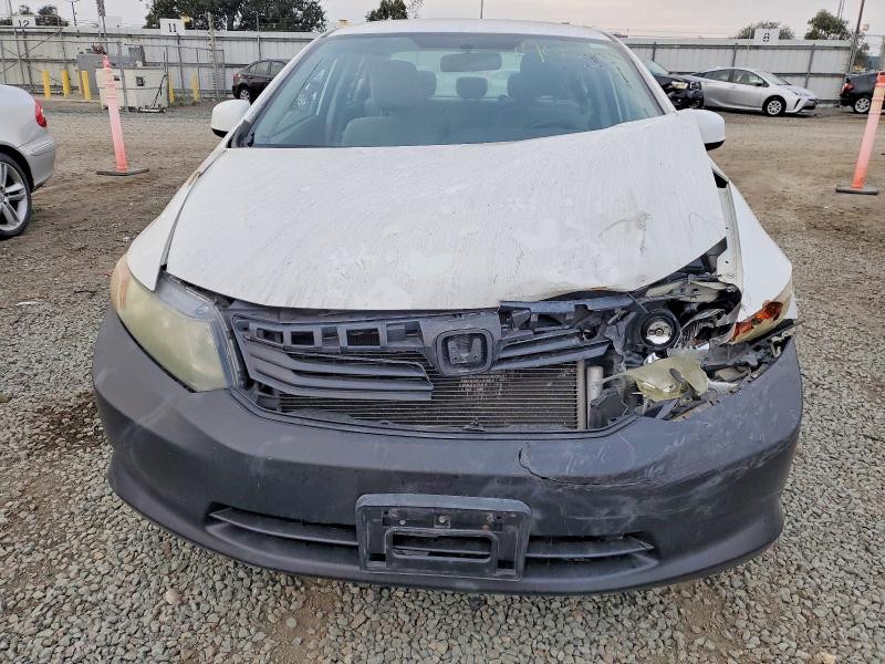 Photo 5 from auction – 2012 HONDA CIVIC LX with VIN 2HGFB2F54CH576775