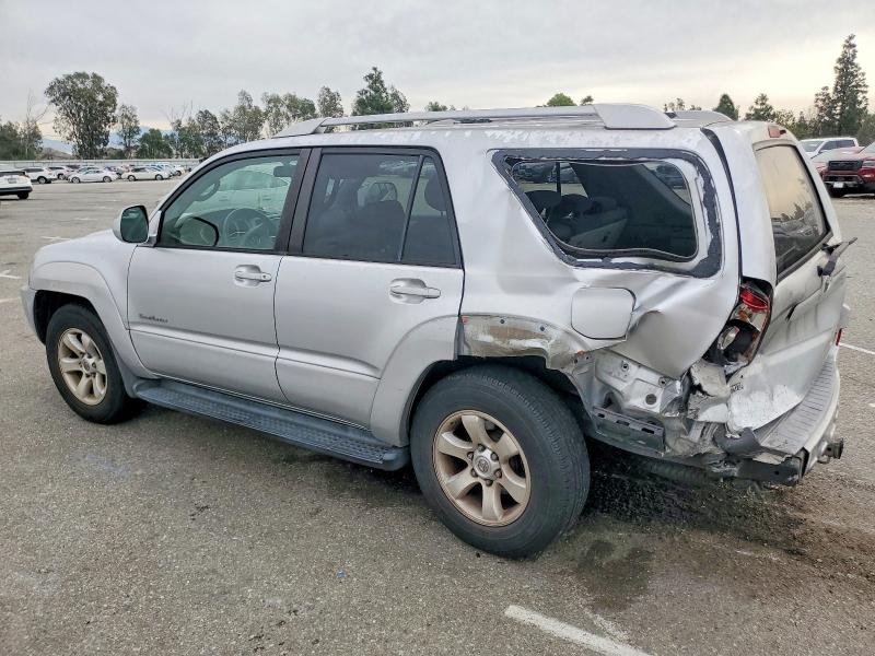 Photo 2 from auction – 2004 TOYOTA 4RUNNER SR with VIN JTEZU14R440037919
