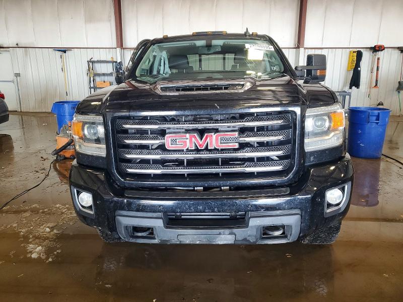 Photo 5 from auction – 2018 GMC SIERRA with VIN 1GT12TEY7JF220152