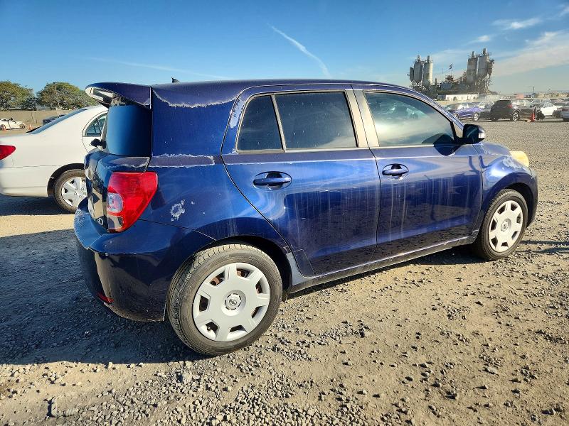Photo 3 from auction – 2008 TOYOTA SCION XD with VIN JTKKU10448J014746