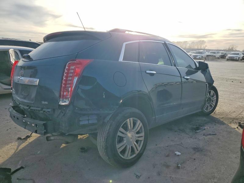 Photo 3 from auction – 2015 CADILLAC SRX LUXURY with VIN 3GYFNEE31FS584027