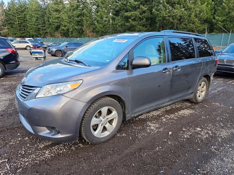 Photo 1 from auction – 2015 TOYOTA SIENNA LE with VIN 5TDKK3DC9FS599222