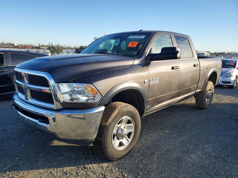 RAM 2500 ST 2017 con VIN 3C6UR5CL5HG670412 - Foto de la subasta