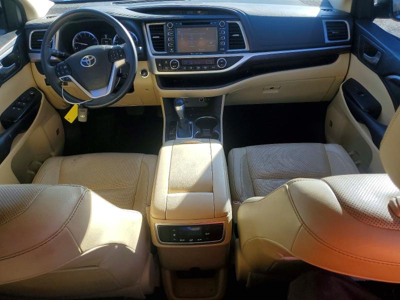 Photo 8 from auction – 2016 TOYOTA HIGHLANDER with VIN 5TDYKRFH6GS162480