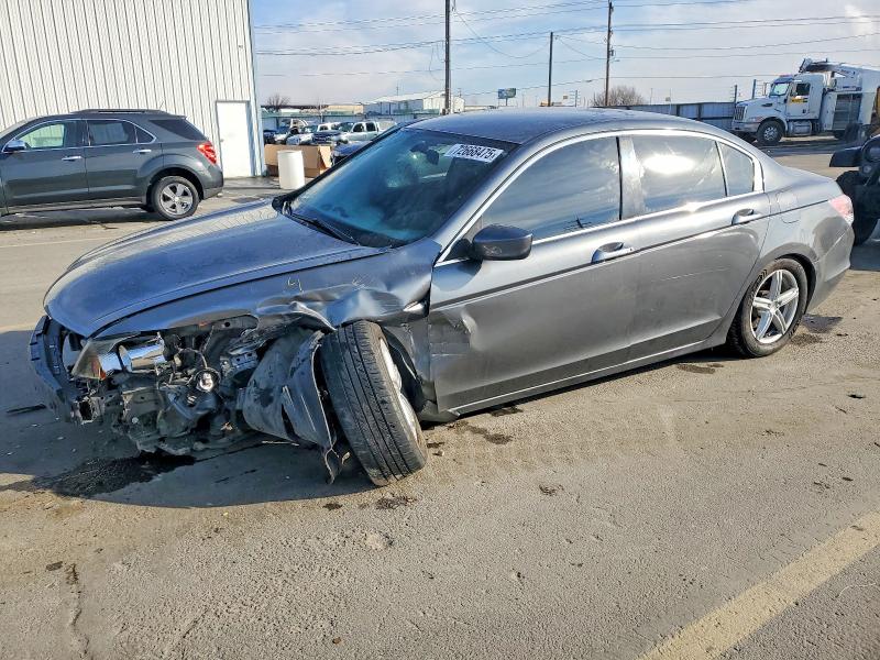 Zdjęcie 1 z aukcji – 2008 HONDA ACCORD LX z VIN JHMCP26348C063469