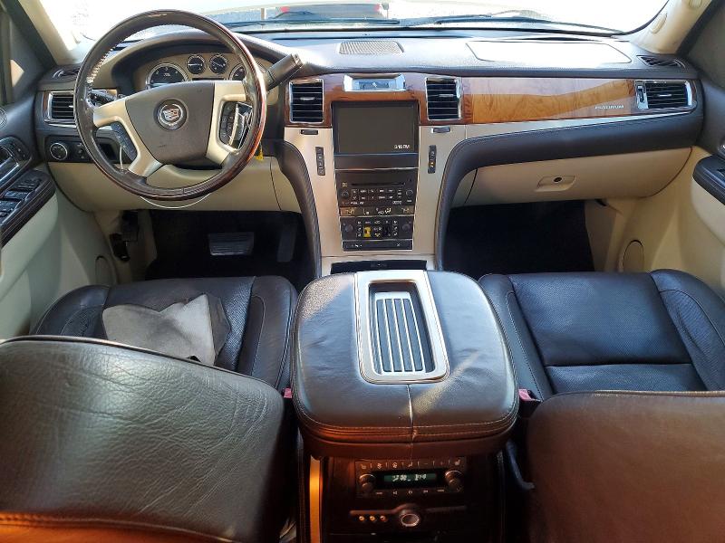 Photo 8 from auction – 2012 CADILLAC ESCALADE with VIN 1GYS3KEF4CR119317