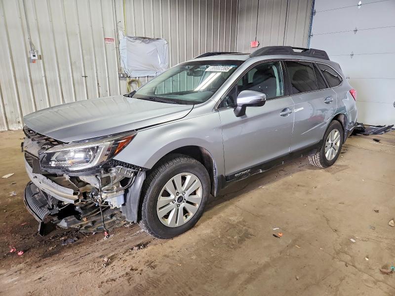 SUBARU OUTBACK 2. 2018 with VIN 4S4BSAHC9J3359785 - Photo from auction