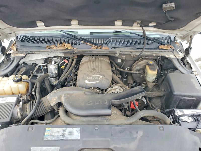 Photo 12 from auction – 2002 GMC YUKON with VIN 1GKEC13V72R296468