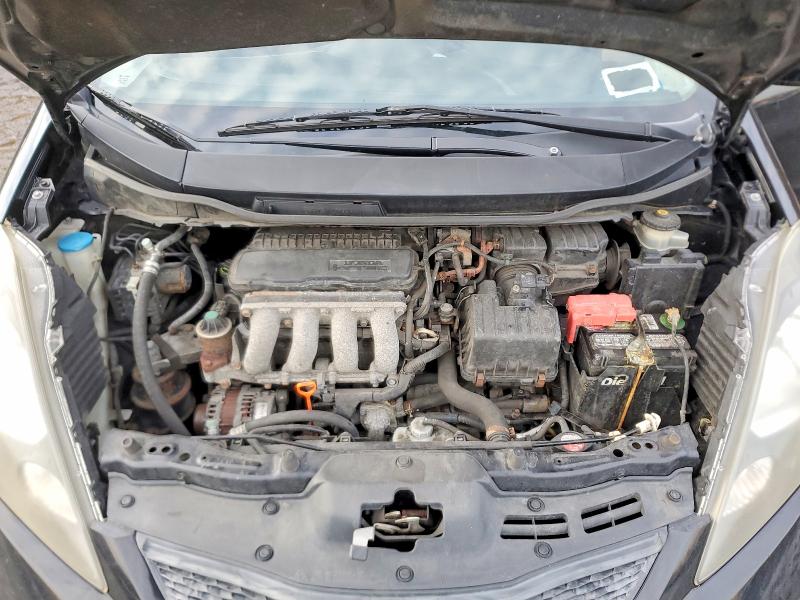 Photo 11 from auction – 2013 HONDA FIT with VIN JHMGE8H3XDC000426