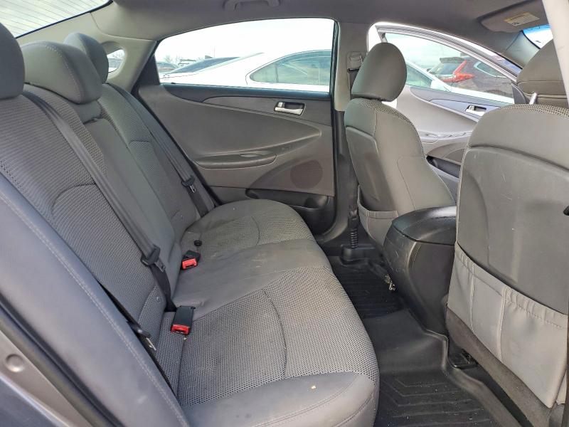 Photo 10 from auction – 2011 HYUNDAI SONATA with VIN 5NPEB4AC3BH217368