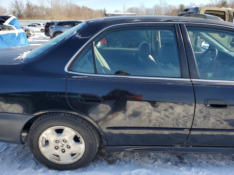 Photo 10 from auction – 2002 HONDA ACCORD with VIN 1HGCG16562A064365