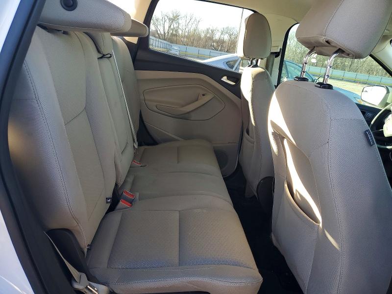 Photo 11 from auction – 2017 FORD ESCAPE with VIN 1FMCU0GD1HUA53932