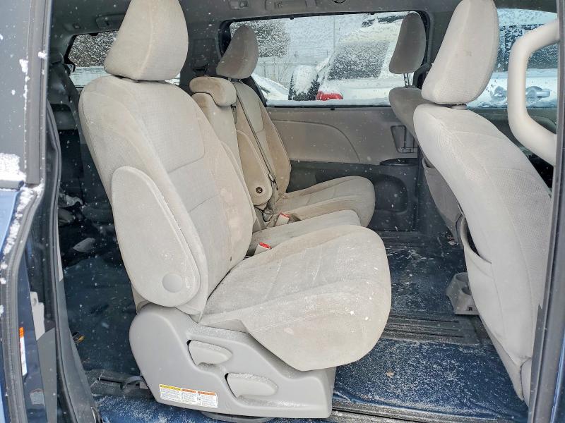 Photo 11 from auction – 2015 TOYOTA SIENNA with VIN 5TDKK3DC1FS565503