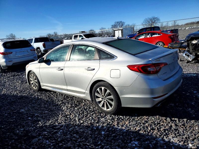 Photo 2 from auction – 2015 HYUNDAI SONATA SPO with VIN 5NPE34AF3FH055755