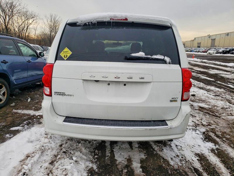 Photo 6 from auction – 2017 DODGE GRAND CARA with VIN 2C4RDGCG5HR624312